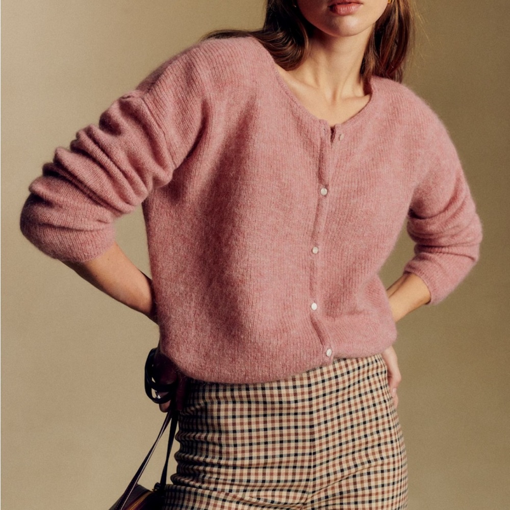 Sézane Gaspard in Rosewood